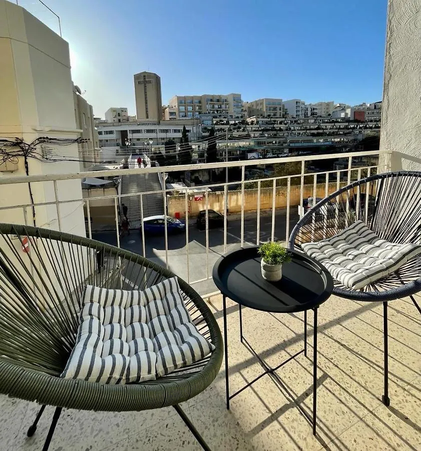 Spinola 3 Bedroom Apartment Saint Julian's